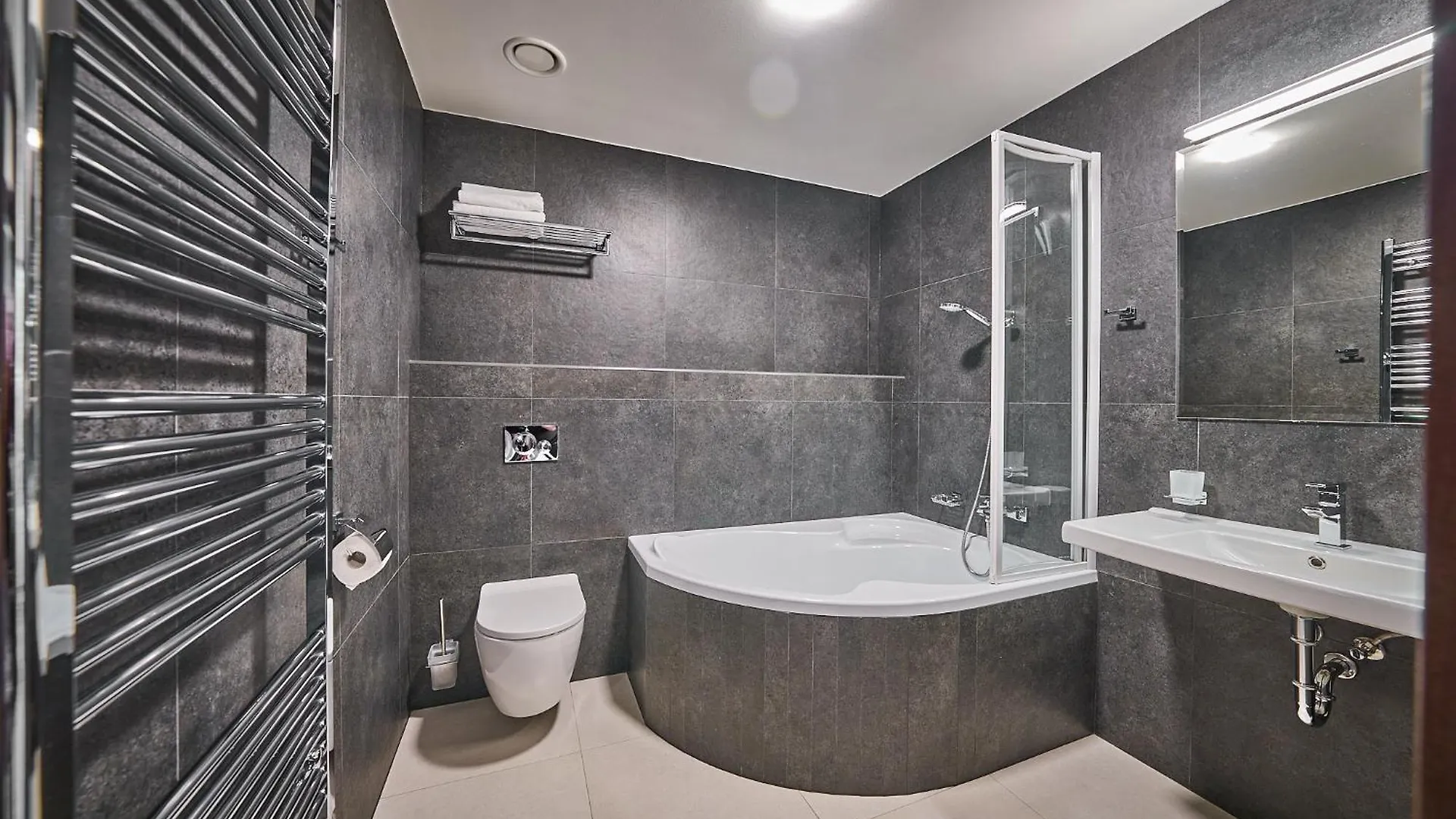 Wellness Hotel Queens Marianske Lazne 4*,