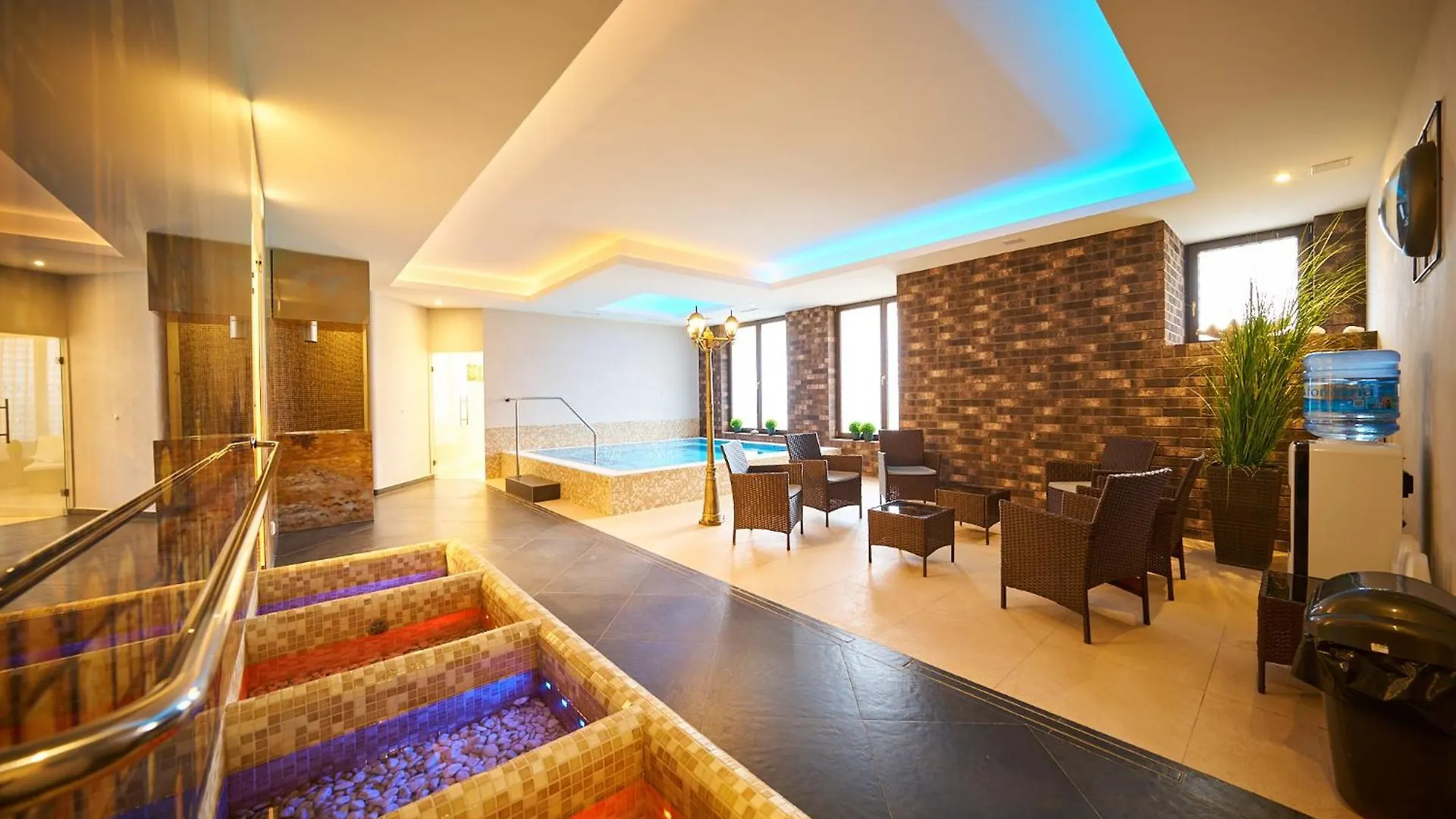 Wellness Hotel Queens Marianske Lazne 4*,  Czech Republic